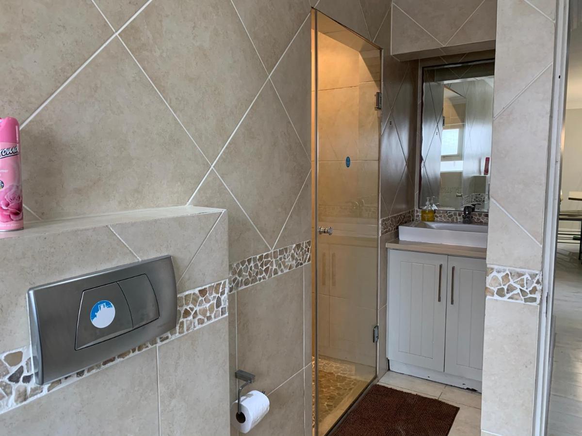 Oceansnest Guest House Bloubergstrand Luaran gambar