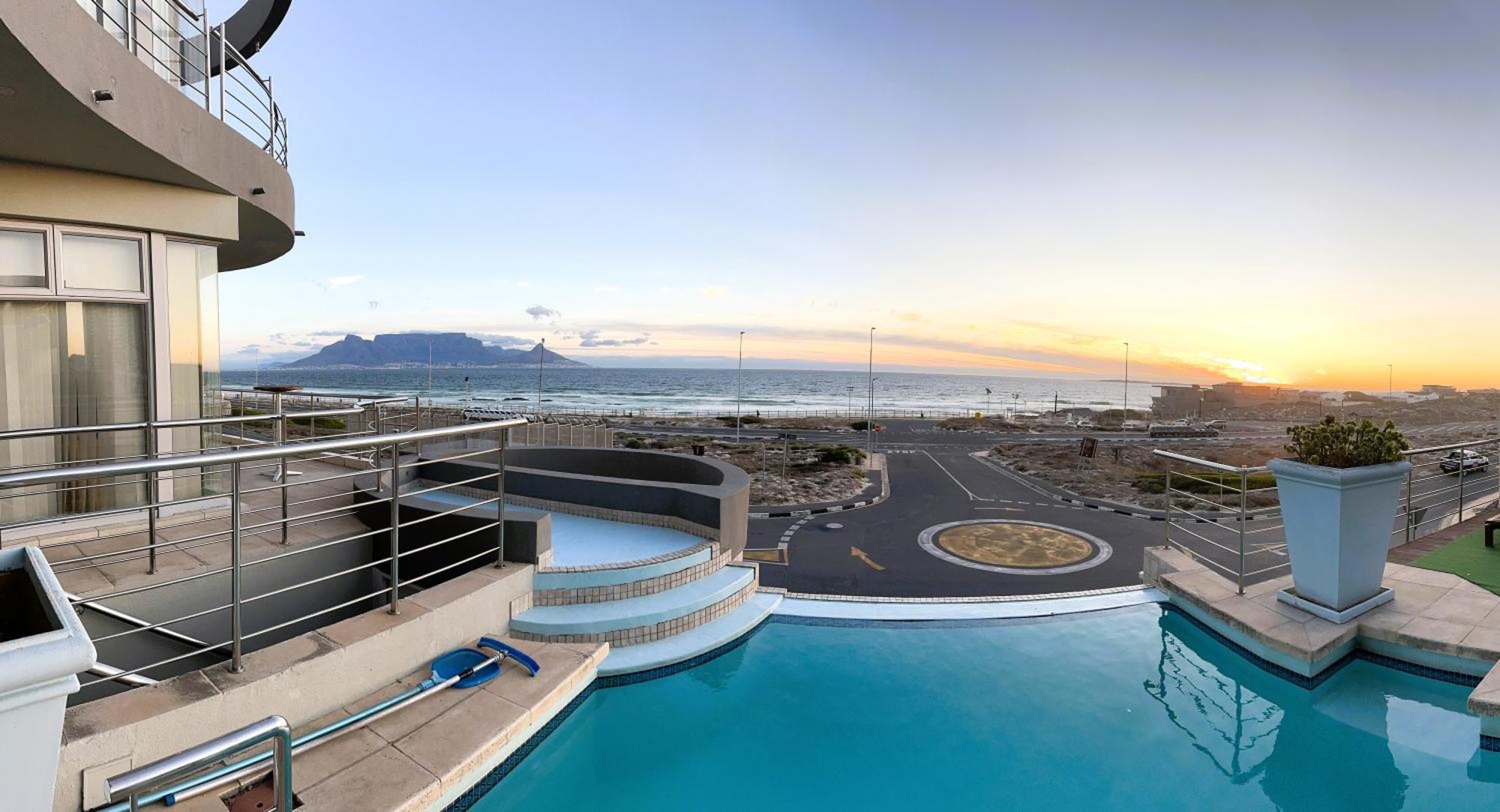 Oceansnest Guest House Bloubergstrand Luaran gambar