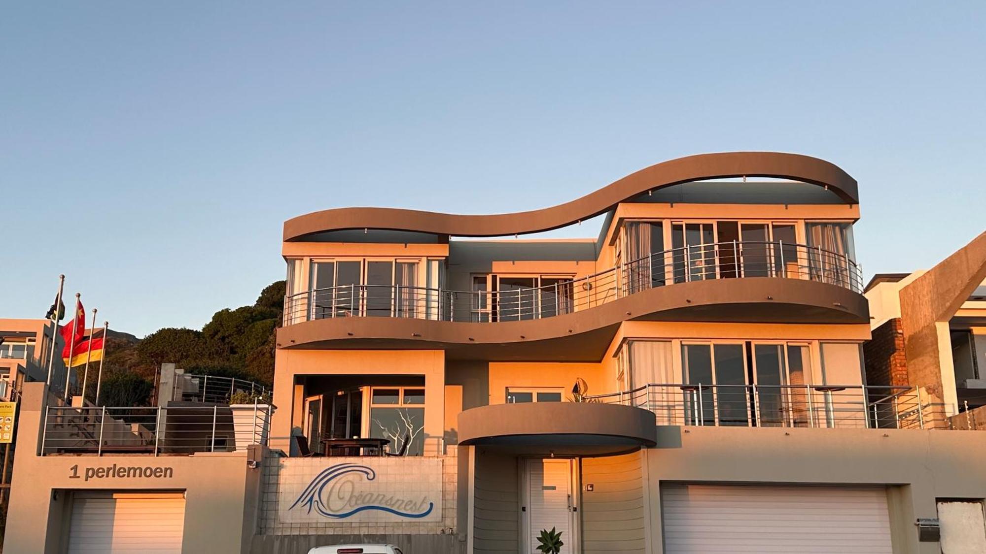Oceansnest Guest House Bloubergstrand Luaran gambar