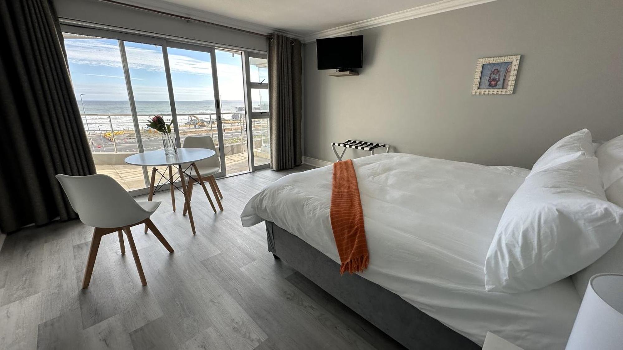 Oceansnest Guest House Bloubergstrand Luaran gambar
