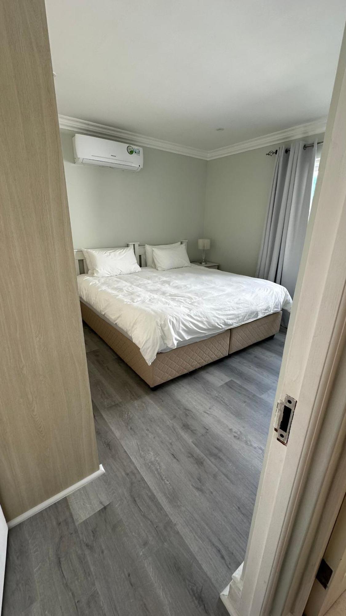 Oceansnest Guest House Bloubergstrand Luaran gambar